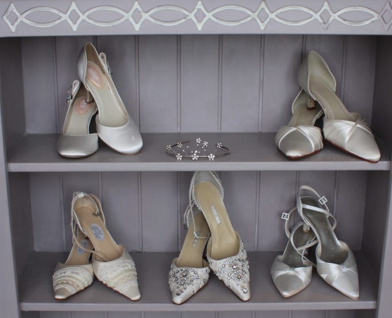 Image of the wedding boutique accessories